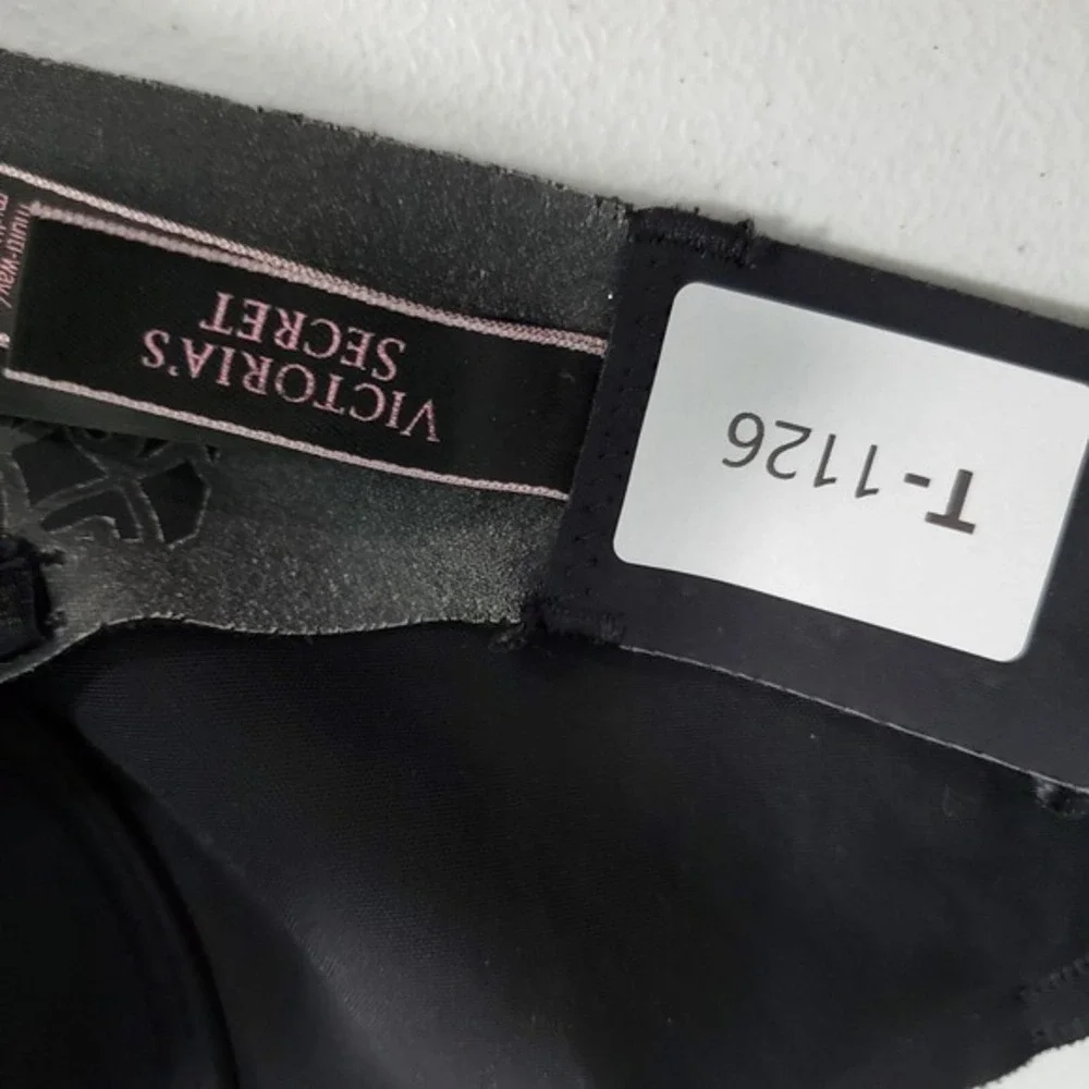 Victoria Secret Women Bra 32D Black Multi Way‎ Underwire Lightly Lined NO STRAPS